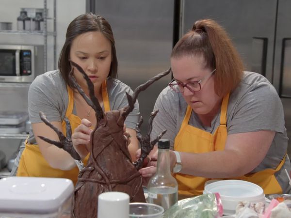 Halloween Cake-Off - It's Alive!