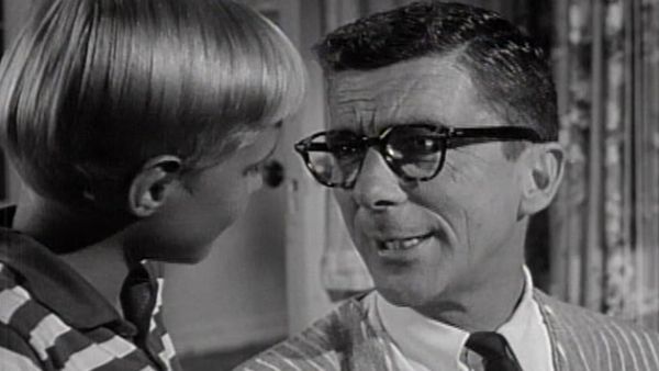 Dennis the Menace - Dennis And The Circular Circumstances