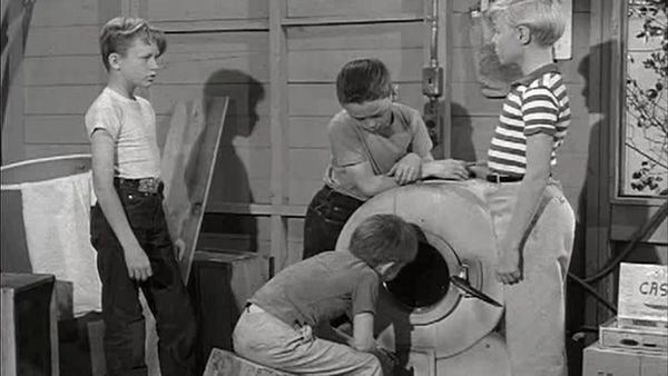 Dennis the Menace - Tuxedo Trouble