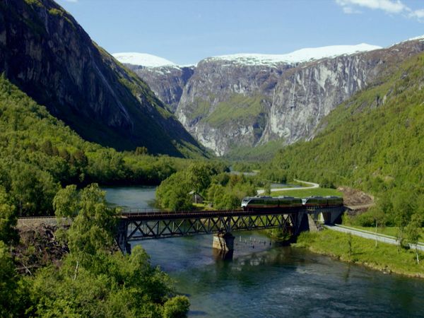 World's Most Scenic Railway Journeys - Norway