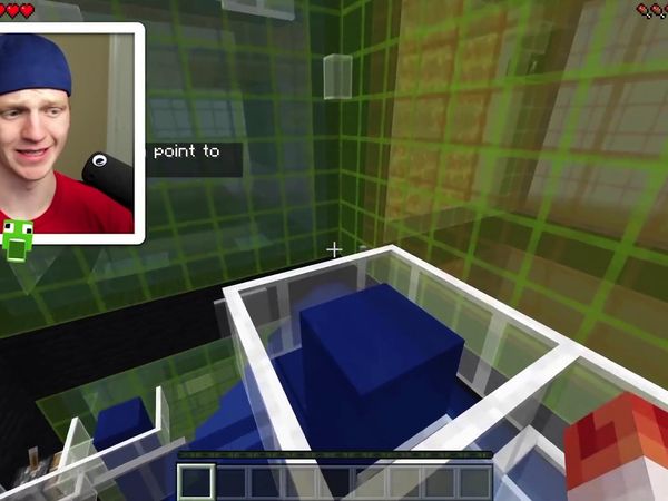 UnspeakablePlays - This Whole Minecraft Map Is in a Cube…