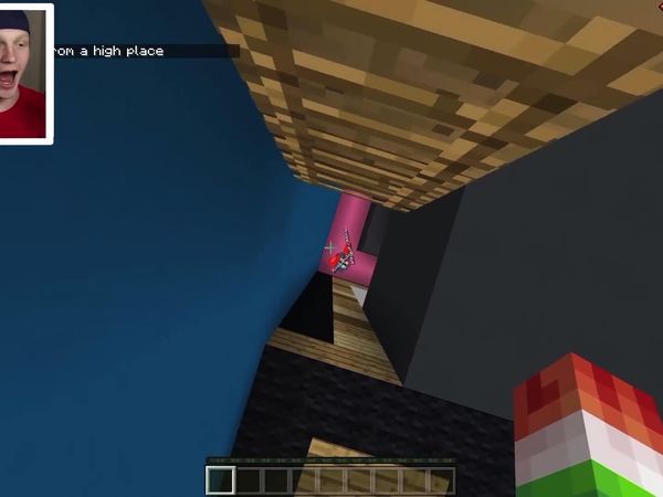 UnspeakablePlays - World's Biggest Minecraft Pocket-Edition Map!