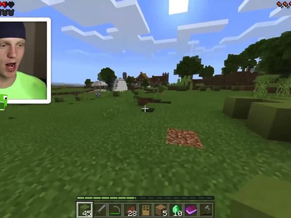 UnspeakablePlays - My First-Ever Built Minecraft House!
