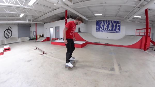 Andrew Schrock - Widest Skateboard Trucks / Triple-Decker Game of S.K.A.T.E.