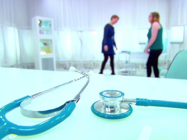 Embarrassing Bodies - Sundown