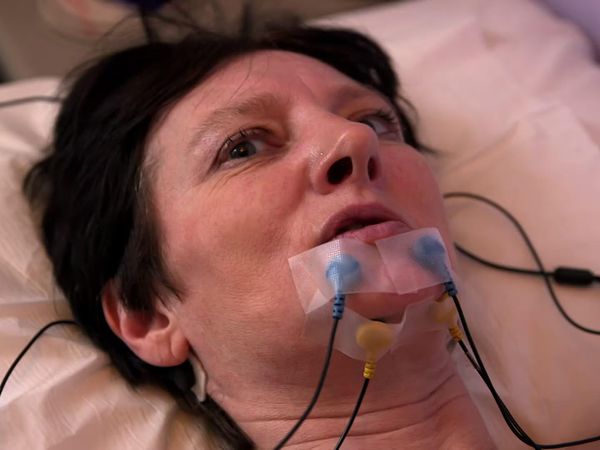Embarrassing Bodies - Becky, Daryl, Shelly And Nina
