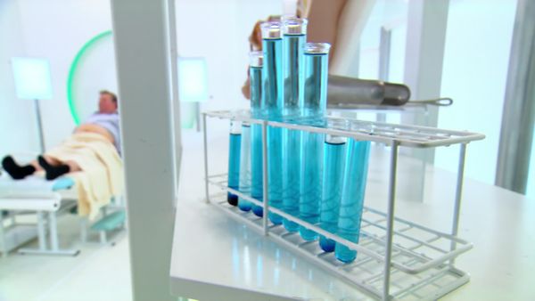 Embarrassing Bodies - Episode Special 3 - Penis