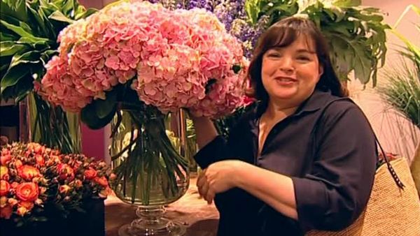 Barefoot Contessa - Bringing the Magic Home