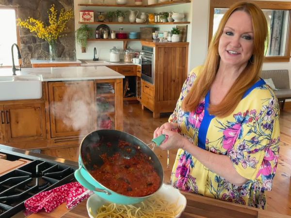 The Pioneer Woman - Never Enough Pasta