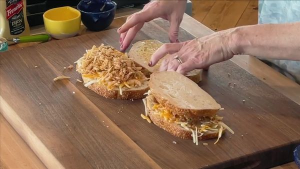 The Pioneer Woman - Let's Get Toasted