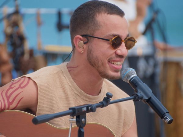 Corona Luau MTV - Videoclips - O Meu Mundo Ficaria Completo