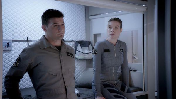 Extant - Antes do sangue