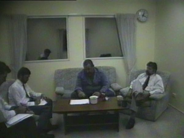 Forensic Investigators - Darryl Lewis