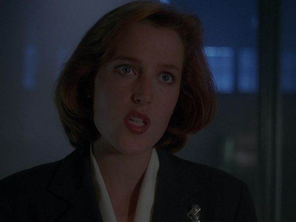 The X-Files - The Walk