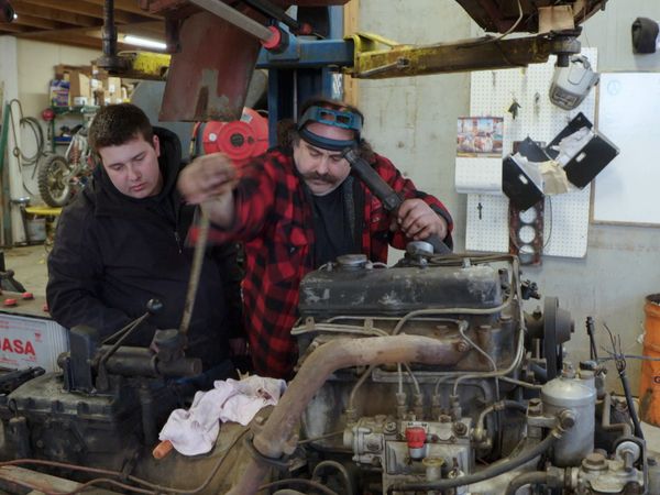 Rust Valley Restorers - Episode 302