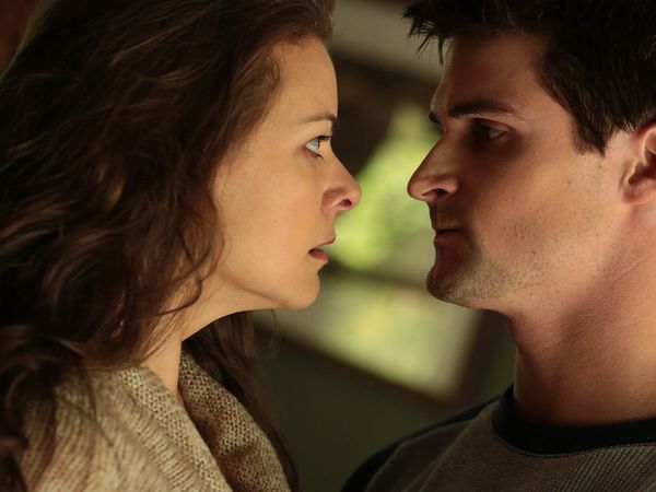 Infelices Para Siempre - Novia Invisible