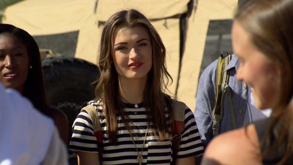 America's Next Top Model - La Chica Que Es Afeitada