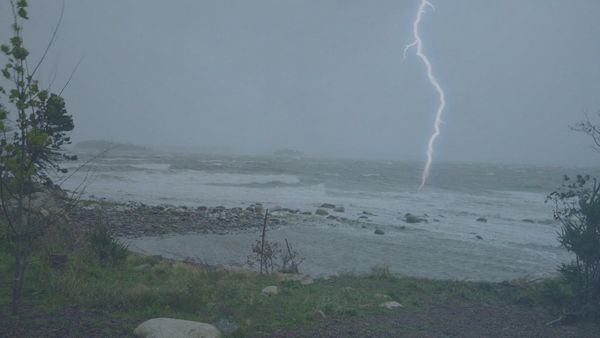 The Curse of Oak Island - Dark and Stormy