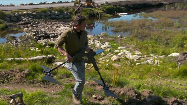 The Curse of Oak Island - Eyes and Boot in the Ground