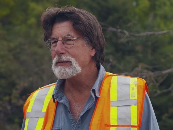 The Curse of Oak Island - A Lot of Secrets