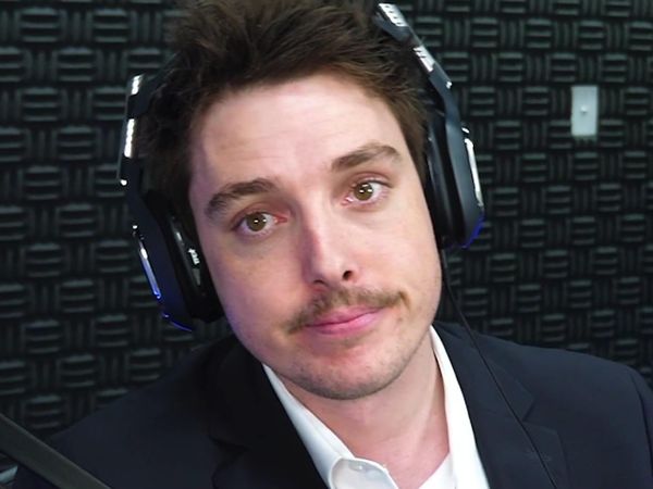 LazarBeam - TikTok's Most-Viewed Videos / Stream Sniping Until I'm Banned