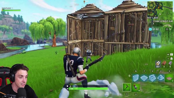 LazarBeam - I Became a Fortnite Coach