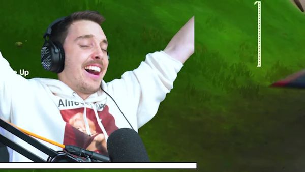 LazarBeam - Fortnite Added Choppers / New Heavy AR Gameplay in Fortnite