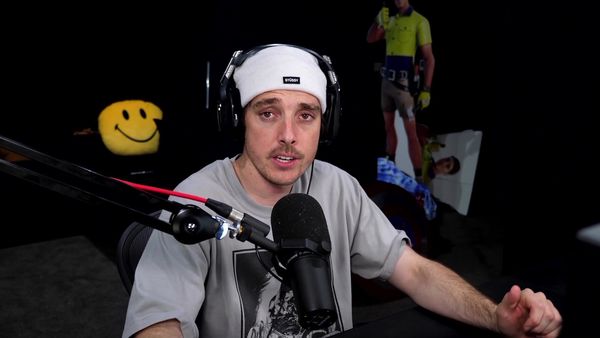 LazarBeam - I Spent $10,000 on Fiverr / My First Apex Legends Win