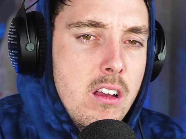 LazarBeam - I Spent $2,000 to Become a Roblox God / I Broke Roblox Servers with 700 Players