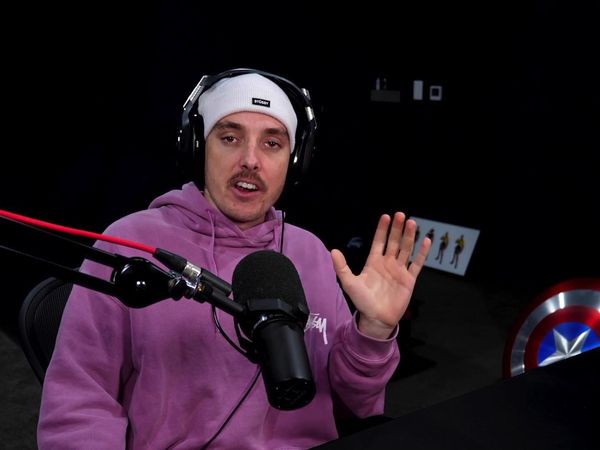 LazarBeam - TikToks That Make You Haha / TikToks That Make You Lol