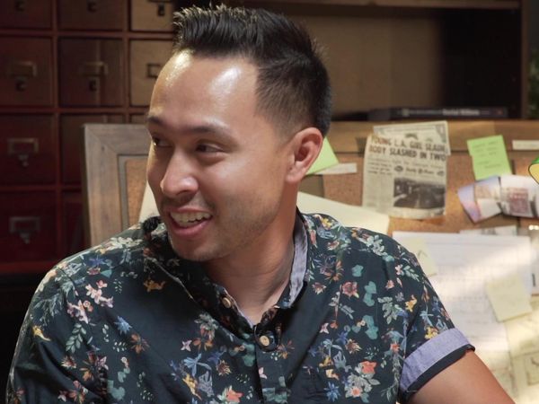BuzzFeed Unsolved - Roswell's Bizarre UFO Crash