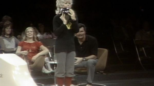 Celebrity Bowling - Episode 8