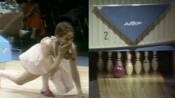 Celebrity Bowling - Episode 25