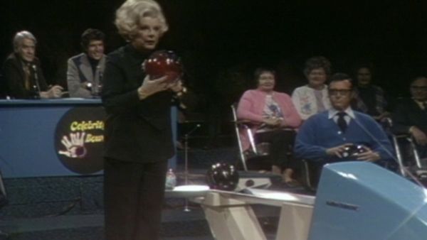 Celebrity Bowling - Episode 2