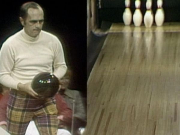 Celebrity Bowling - Episode 6