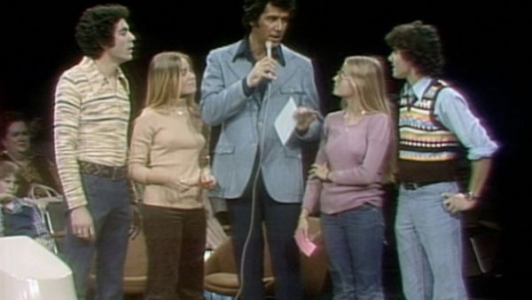 Celebrity Bowling - Episode 9