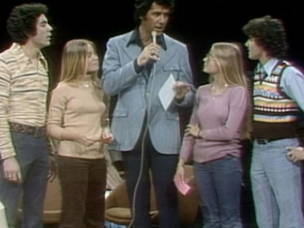 Celebrity Bowling - Episode 9