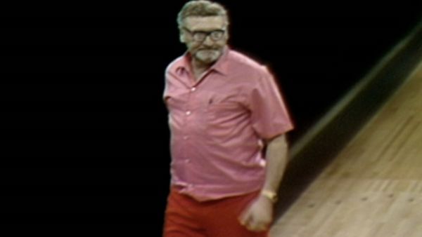 Celebrity Bowling - Episode 14