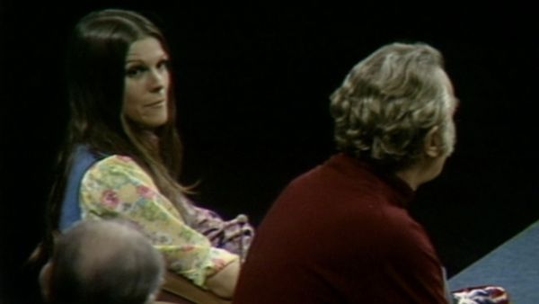 Celebrity Bowling - Episode 18
