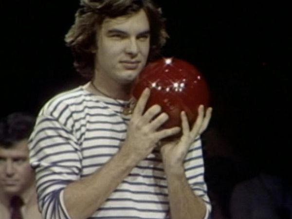 Celebrity Bowling - Episode 28