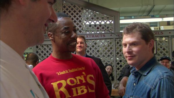 Throwdown with Bobby Flay - Mac-N-Cheese