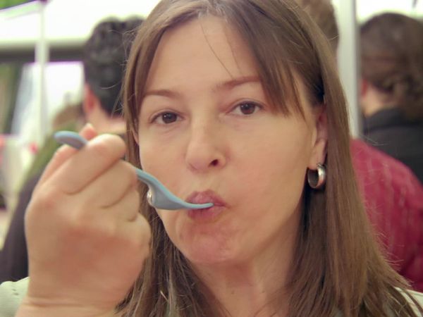 Throwdown with Bobby Flay - Crepes