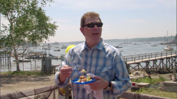 Throwdown with Bobby Flay - Crab Cakes