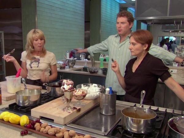 Throwdown with Bobby Flay - Ice Cream Sundaes