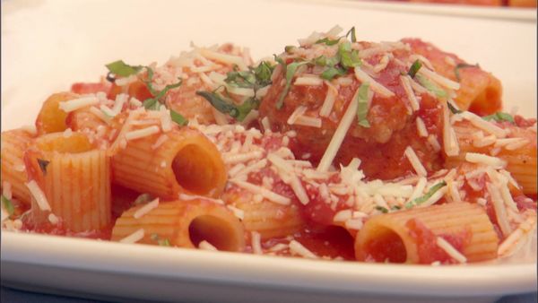 Throwdown with Bobby Flay - Meatballs