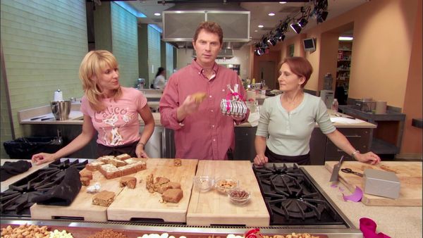 Throwdown with Bobby Flay - Blondies