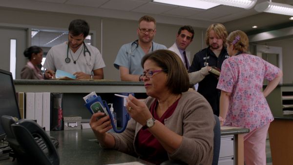Nurse Jackie - The Wall
