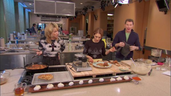 Throwdown with Bobby Flay - Chicken and Waffles