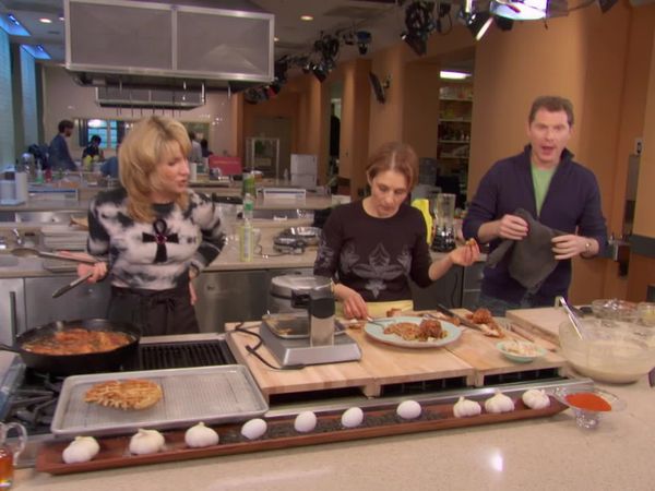 Throwdown with Bobby Flay - Chicken and Waffles