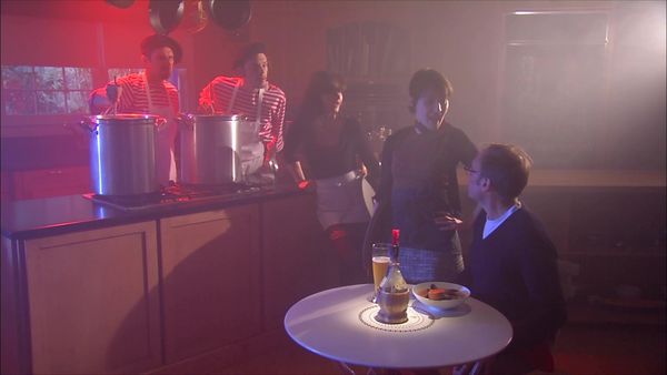 Good Eats - Waiter, There's a Fish in My Soup
